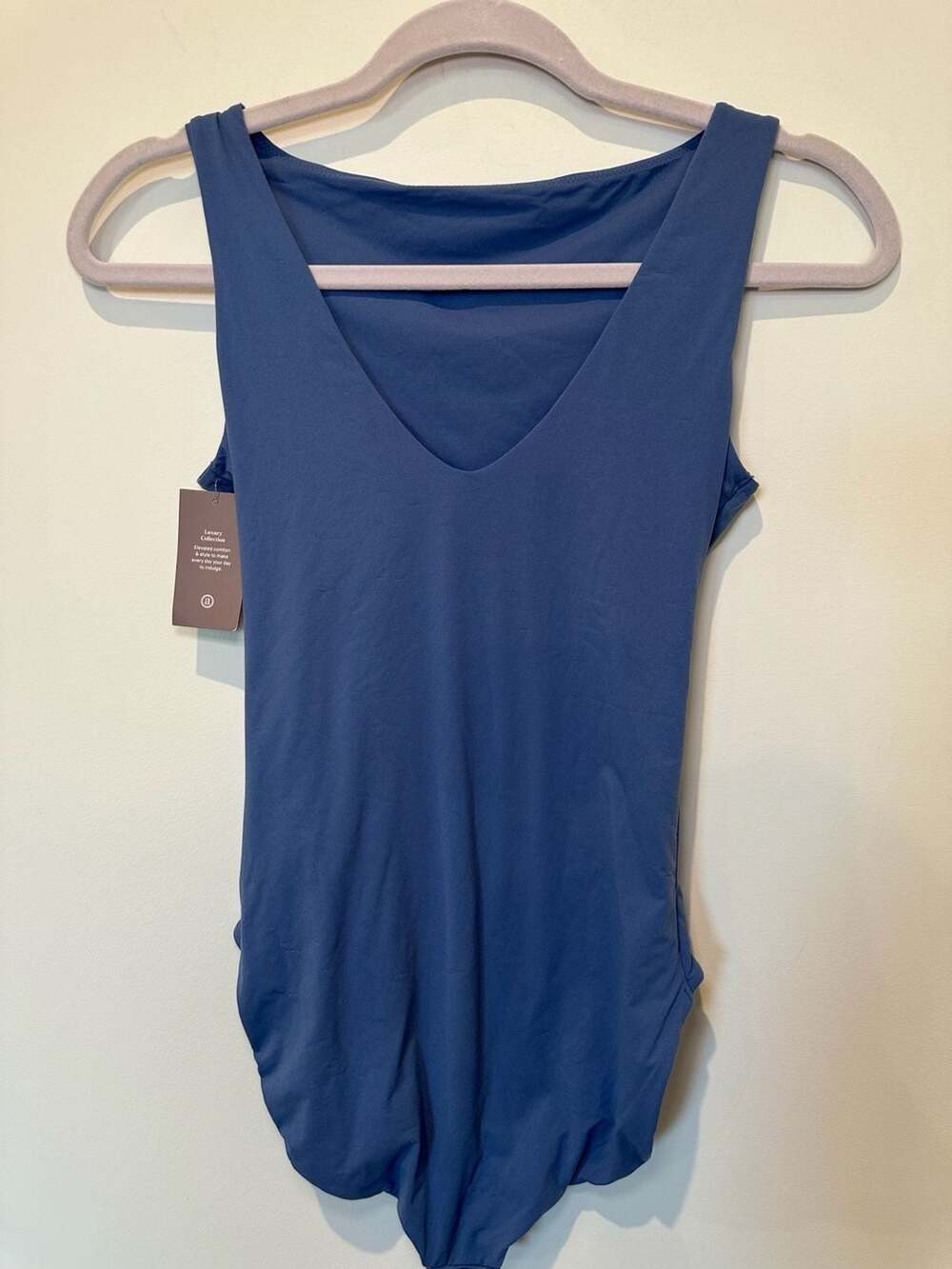 Auden size L Onepiece - Picture 2 of 4
